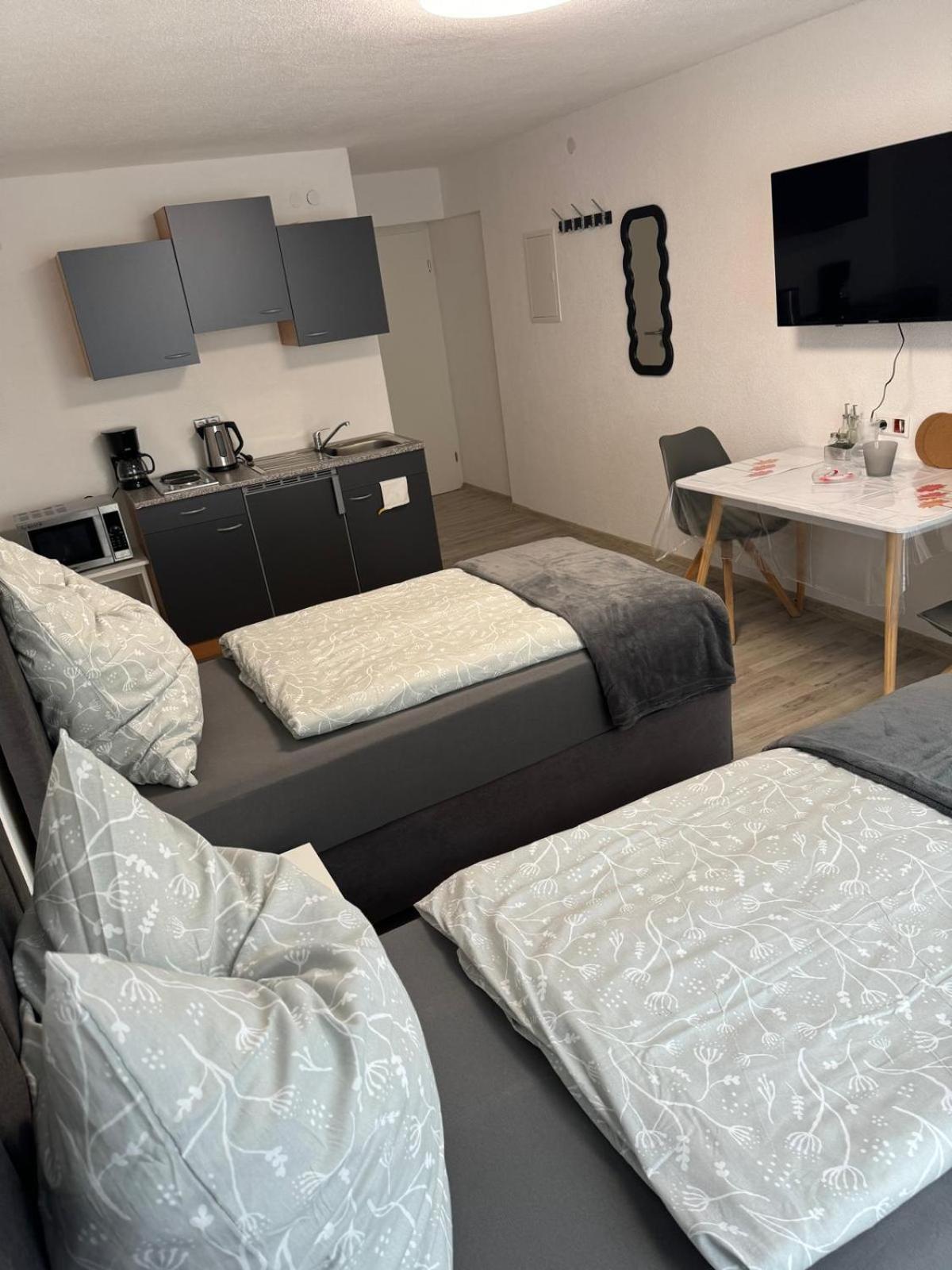 Heidenheim Unterkunft Ngoại thất bức ảnh